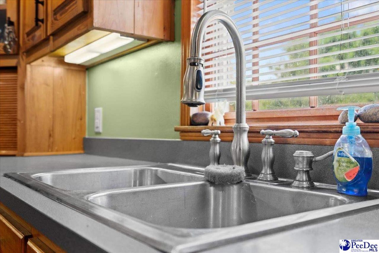 546 W Ralph Lane Photo 15