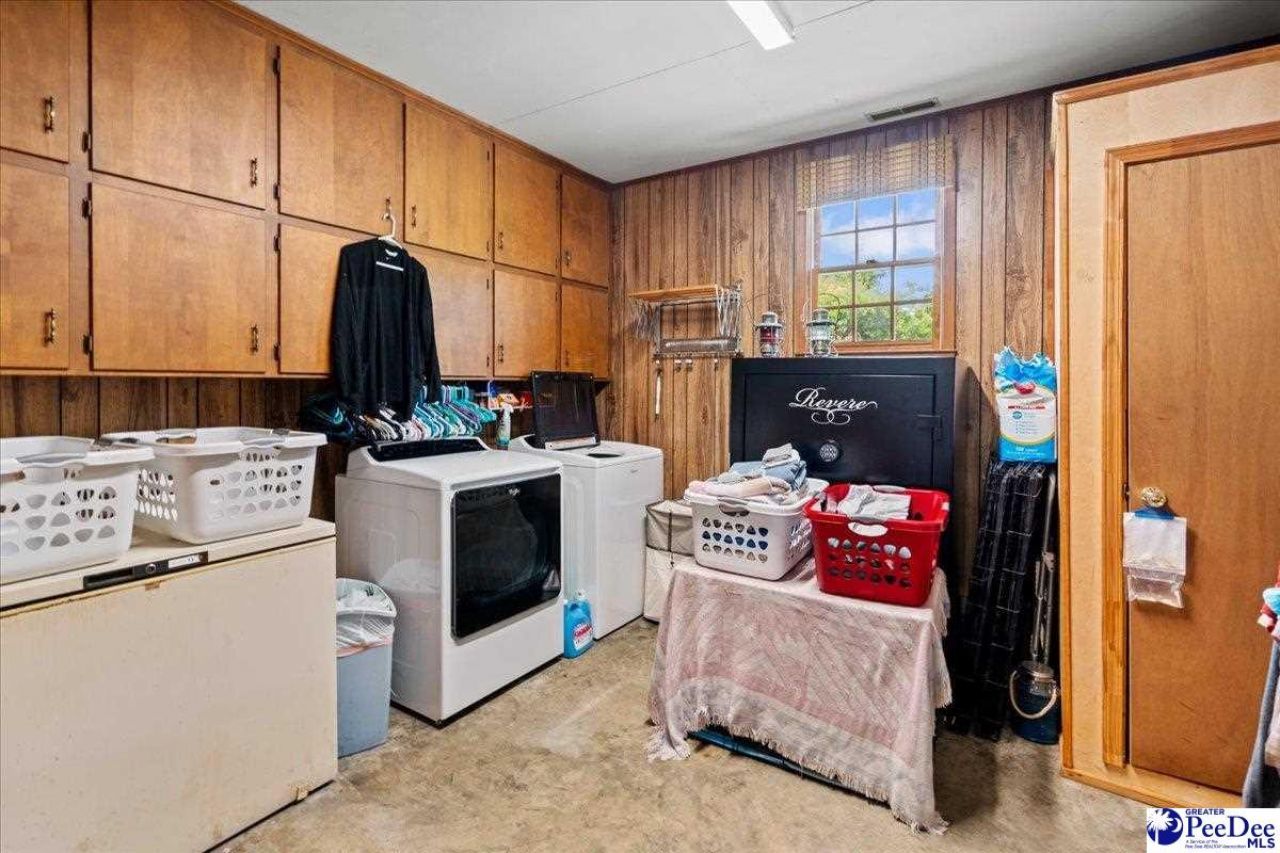 546 W Ralph Lane Photo 27
