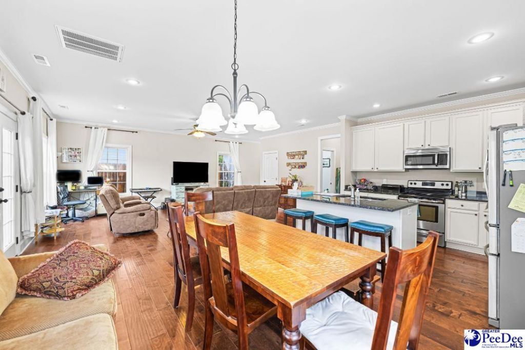 2273 Richmond Hills Drive Photo 11