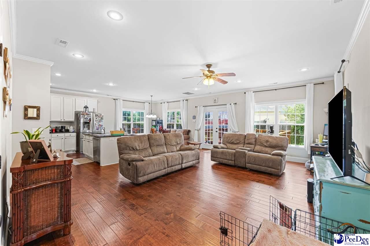 2273 Richmond Hills Drive Photo 5