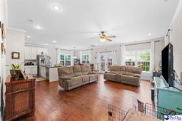 2273 Richmond Hills Drive photo 4
