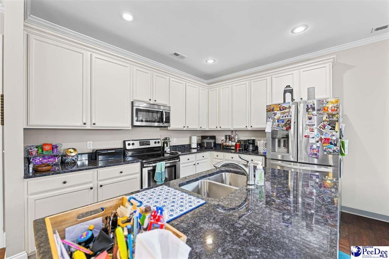 2273 Richmond Hills Drive Photo 8