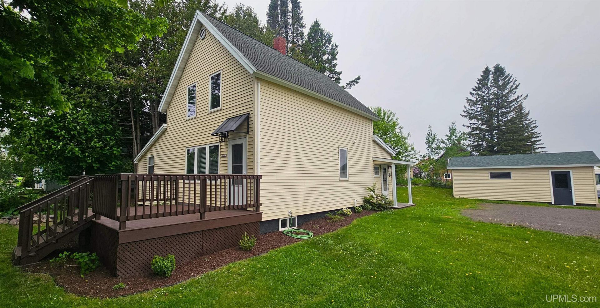 47619 2nd Street, Portage Twp, MI 49931 Main Photo