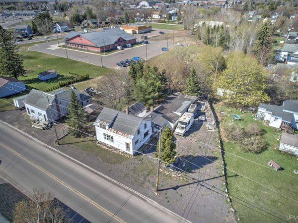 25828 Lake Linden Avenue, Calumet Twp, MI 49913
