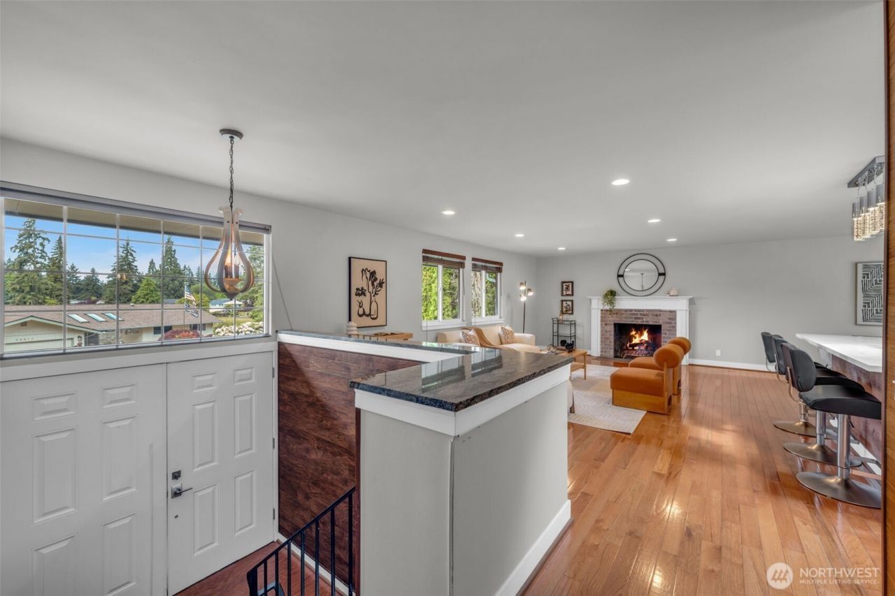 32212 25th Ave SW , Federal Way, WA 98023
