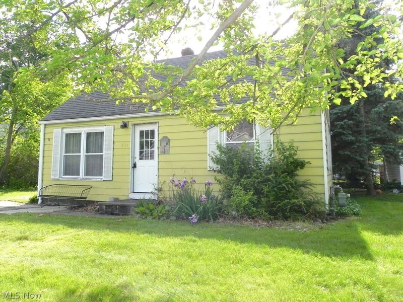 234 S Point Drive, Avon Lake, OH 44012 Photo 1