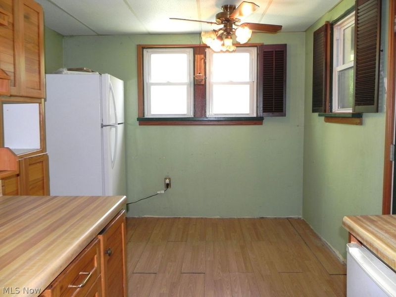 234 S Point Drive, Avon Lake, OH 44012 Photo 3
