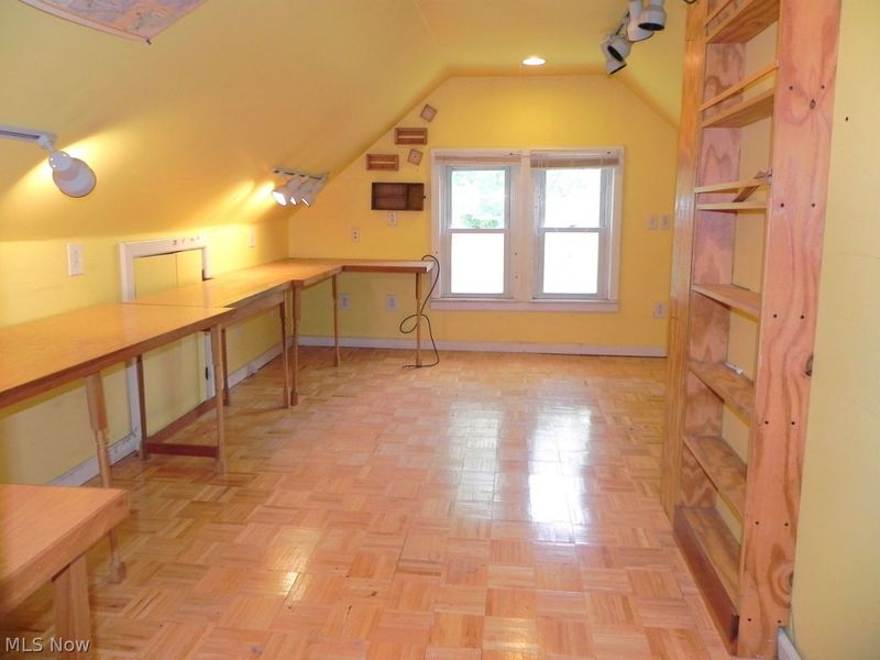 234 S Point Drive, Avon Lake, OH 44012 Photo 9