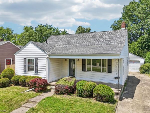 1743 E 36th Street , Lorain, OH 44055