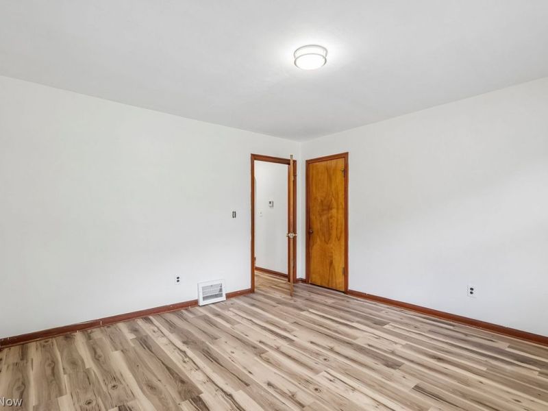 1743 E 36th Street, Lorain, OH 44055 Photo 20