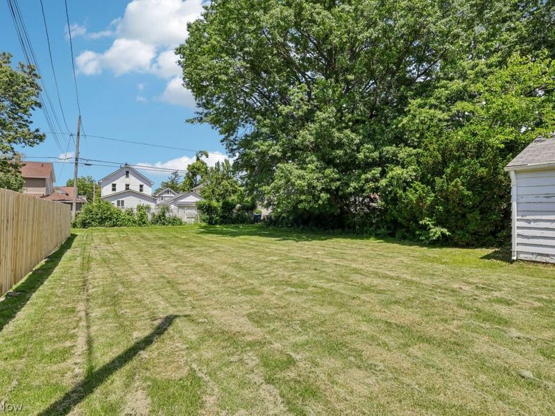 1743 E 36th Street, Lorain, OH 44055 Photo 27