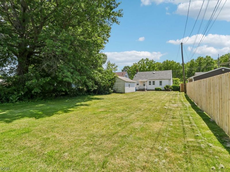 1743 E 36th Street, Lorain, OH 44055 Photo 28