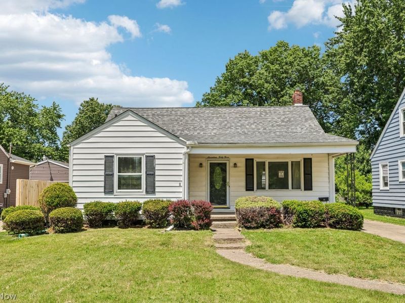 1743 E 36th Street, Lorain, OH 44055 Photo 4