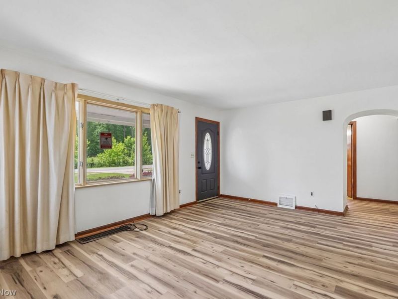 1743 E 36th Street, Lorain, OH 44055 Photo 8