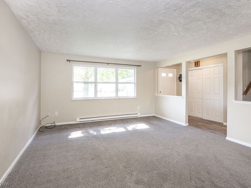 137 Valley Forge Circle, Elyria, OH 44035 Photo 9
