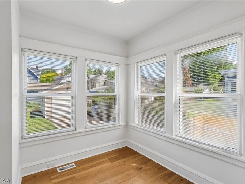 1285 Saint Charles Avenue, Lakewood, OH 44107 Photo 14
