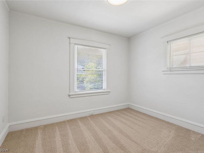 1285 Saint Charles Avenue, Lakewood, OH 44107 Photo 17