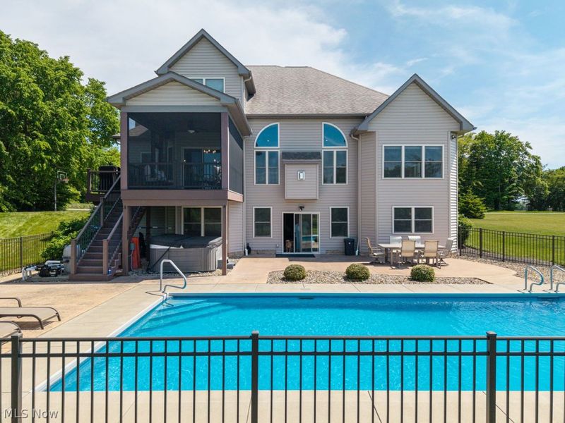 7497 Hunters Glen Lane, Seville, OH 44273 Photo 3