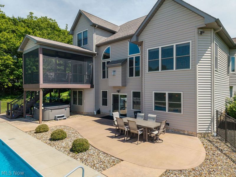 7497 Hunters Glen Lane, Seville, OH 44273 Photo 5
