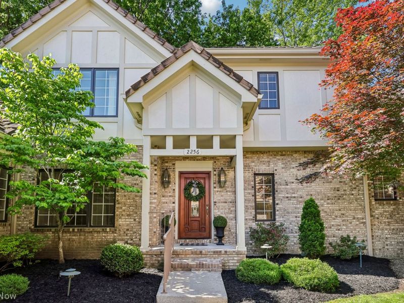 2256 Pebble Cove, Unit 15, Westlake, OH 44145 Photo 2