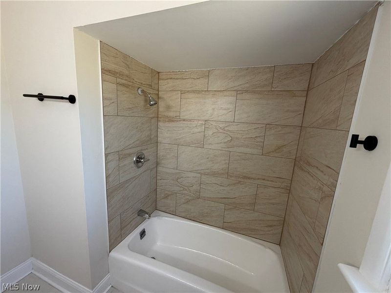 18805 Prospect Road, Strongsville, OH 44149 Photo 20