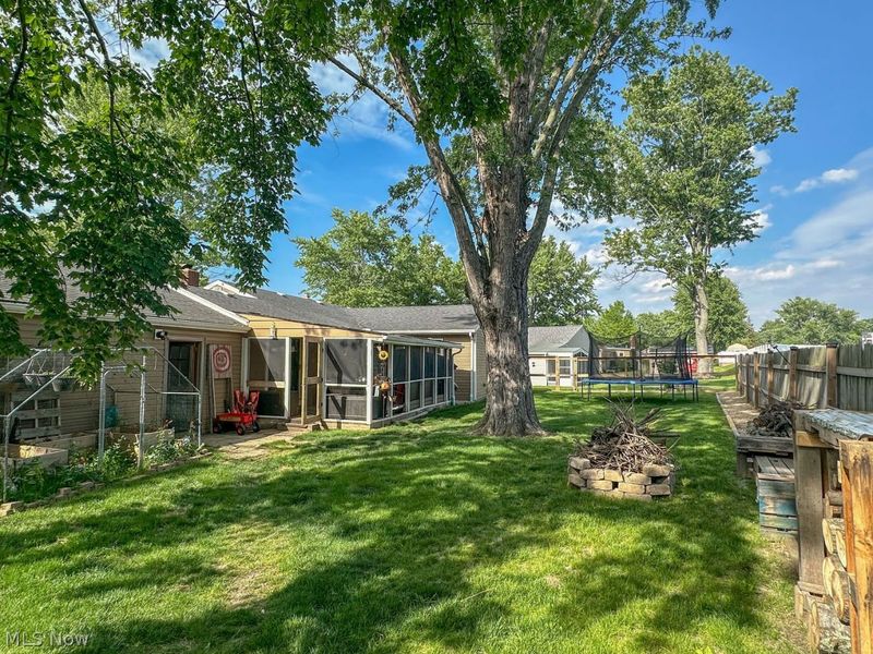 209 Tuckmere Drive, Painesville, OH 44077 Photo 16