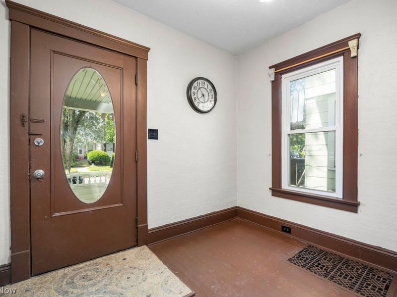 245 George Street, Elyria, OH 44035 Photo 3