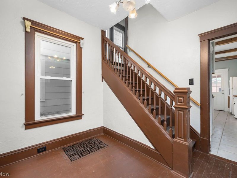 245 George Street, Elyria, OH 44035 Photo 4