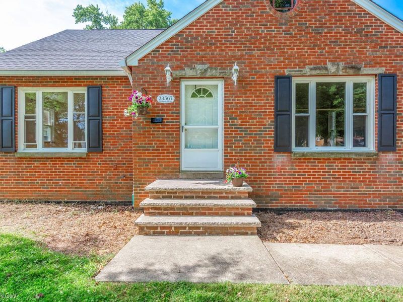 23567 Belmont Drive, Westlake, OH 44145 Photo 2