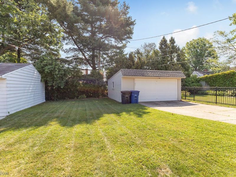 1435 Parkhaven Row, Lakewood, OH 44107 Photo 35
