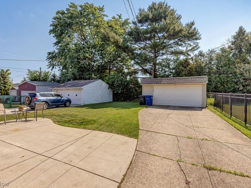 1435 Parkhaven Row, Lakewood, OH 44107 Photo 36