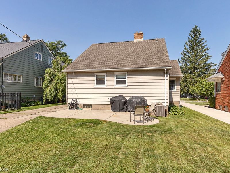 1435 Parkhaven Row, Lakewood, OH 44107 Photo 37