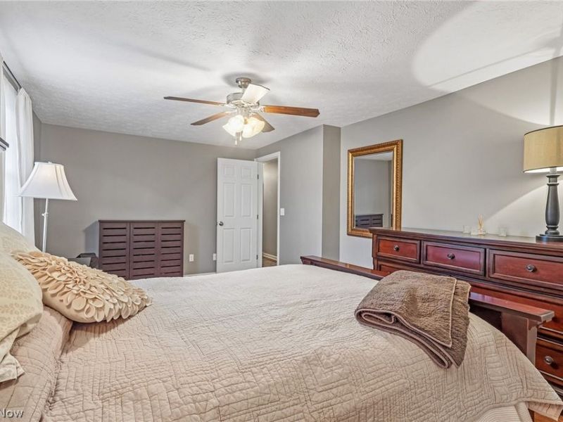 166 Glenview Drive, Avon Lake, OH 44012 Photo 28