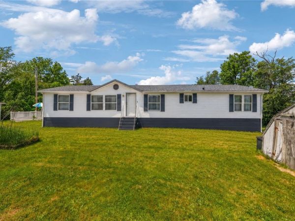 107 Indigo Rd, Mt. Pleasant, PA 15666