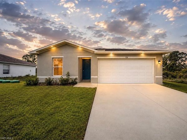 936 Panda DR, LEHIGH ACRES, FL 33974