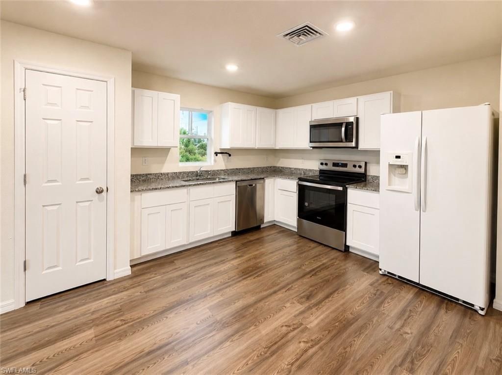 936 Panda Dr , Lehigh Acres, FL 33974 Photo