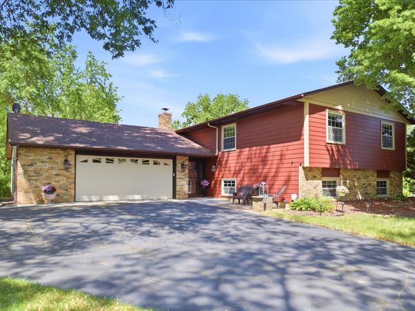 15873 Hayes Trail Court, Apple Valley, MN 55124