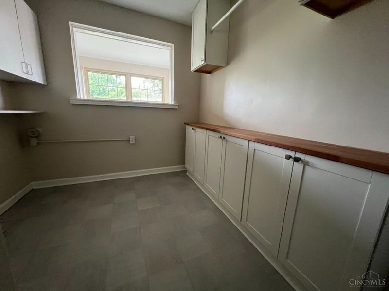 8575 Kentland Court, Amberley, OH 45236 Photo 7