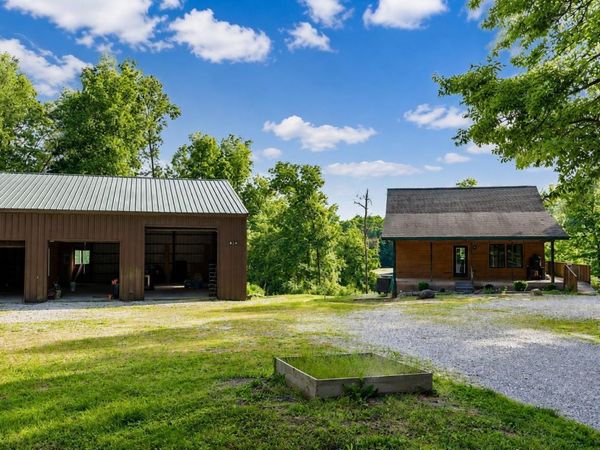 8774 N Lake Road, Jasonville, IN 47438