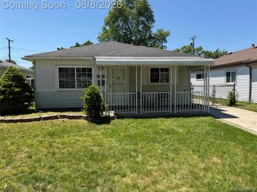 4810 CAMPBELL Street, Dearborn Heights, MI 48125