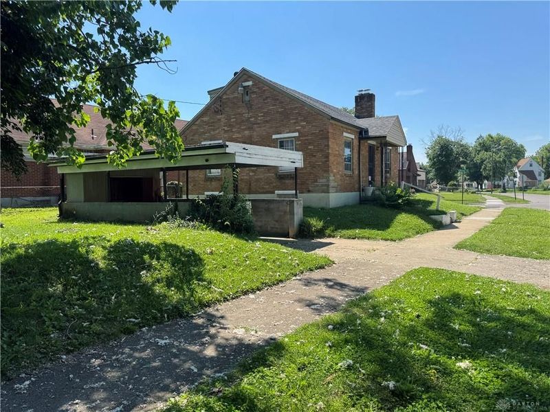 3327 Earlham Drive, Dayton, OH 45406 Photo 2