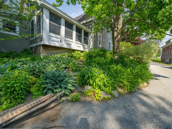 42 Elm Street , Bucksport, ME 04416
