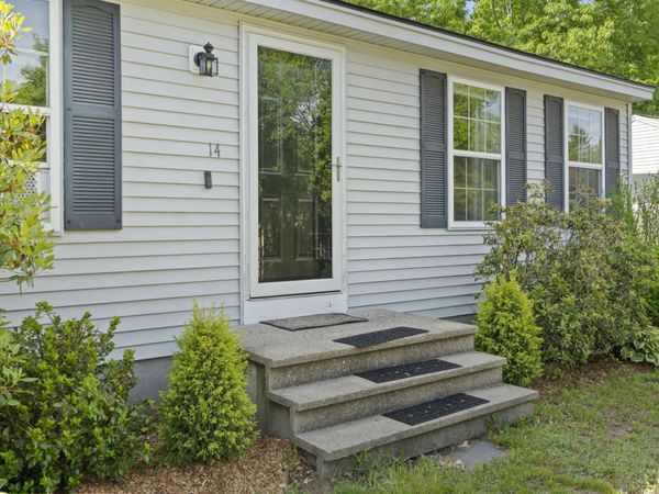 14 Willowdale Drive, Gorham, ME 04038