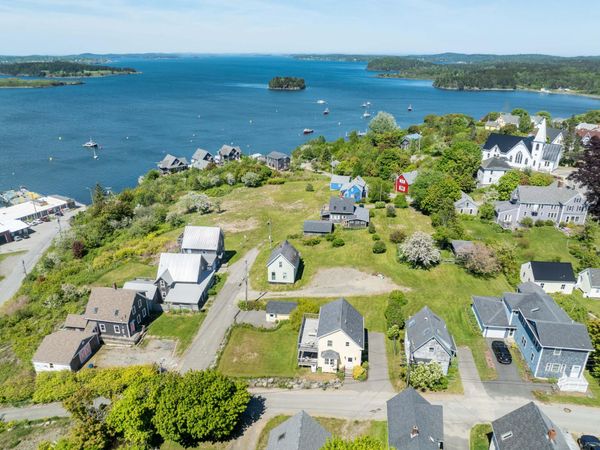 7 Hobson Street , Lubec, ME 04652
