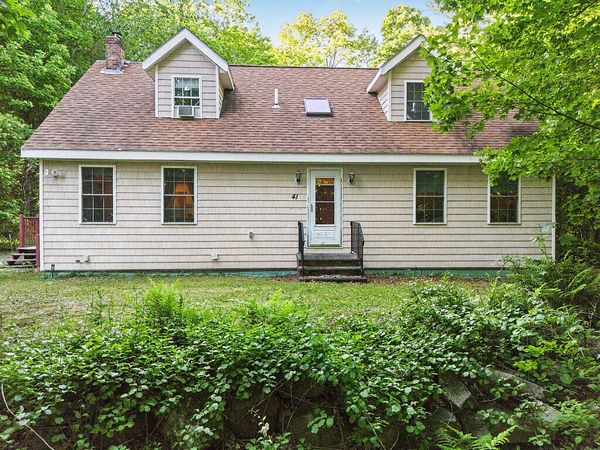 41 Birch Street , Winthrop, ME 04364