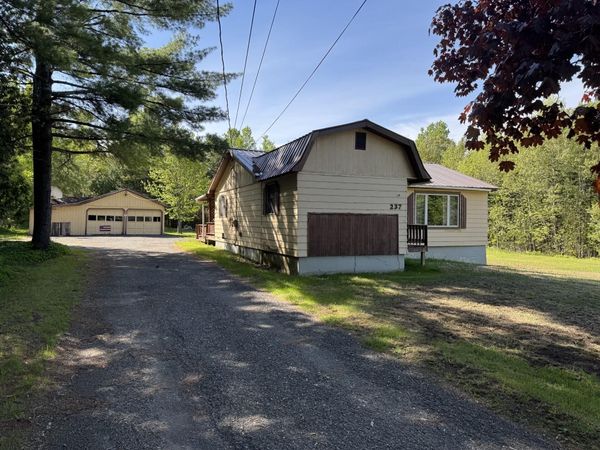 237 Foxcroft Road , Houlton, ME 04730