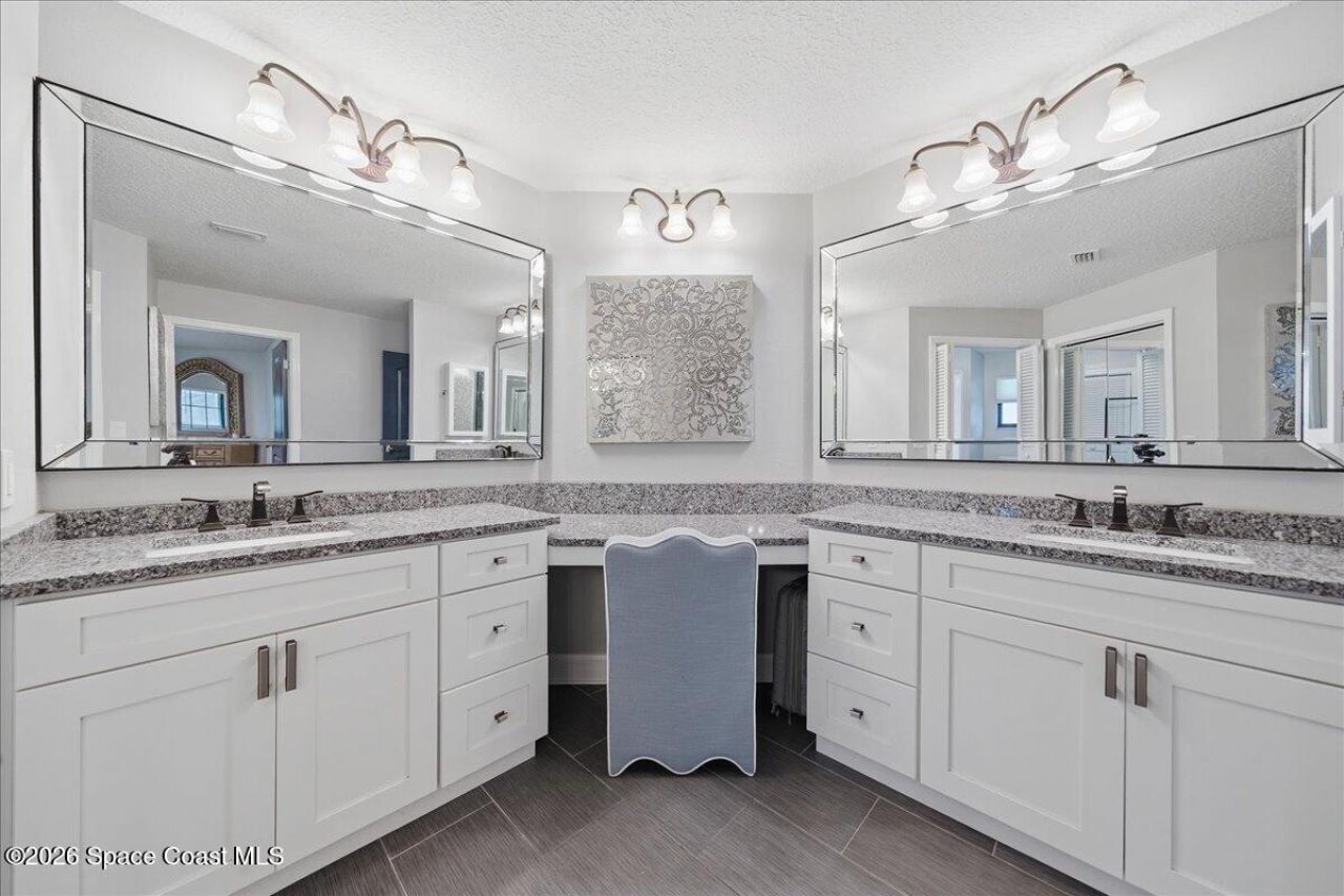 560 Sawgrass Circle, Melbourne, FL 32940 Photo