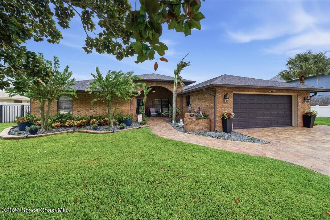 560 Sawgrass Circle, Melbourne, FL 32940 Photo
