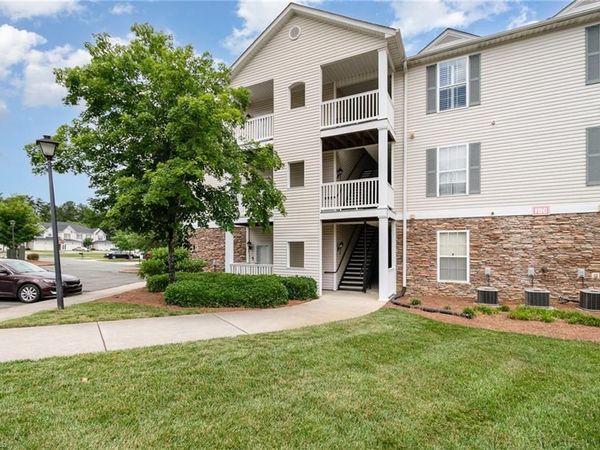 3009 Winston Drive , Unit 90, Burlington, NC 27215