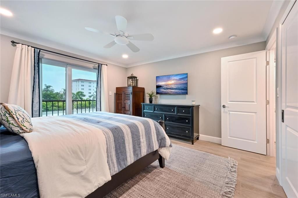 3200 Gulf Shore Blvd N, Unit 308, Naples, FL 34103 Photo